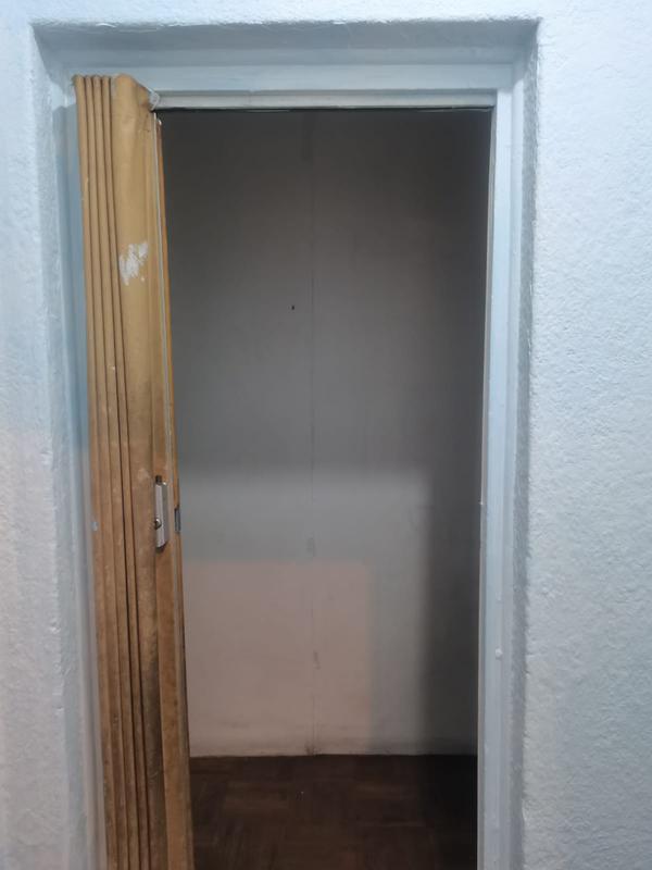 1 Bedroom Property for Sale in Maitland Western Cape
